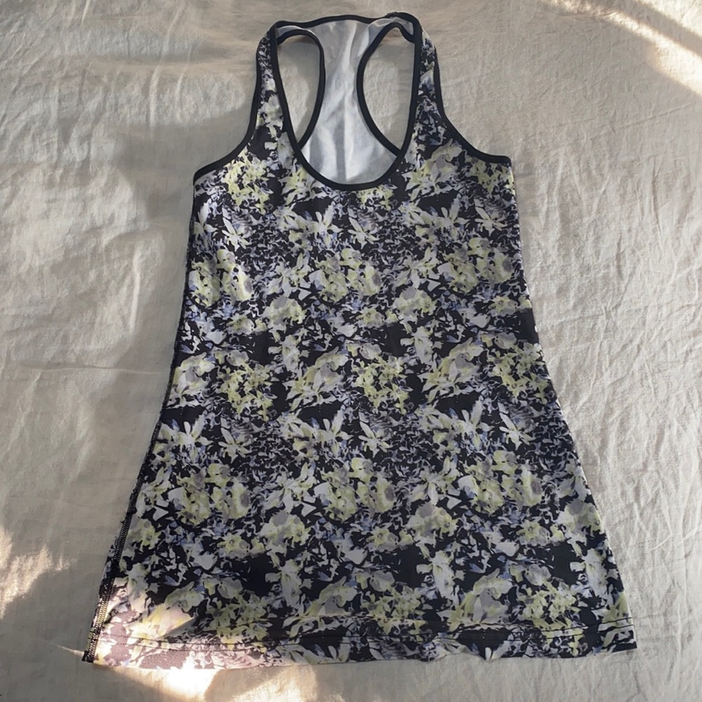 Lulu lemon tank